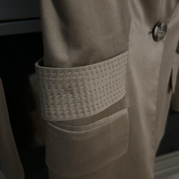 Escada Khaki Blazer Medium - Picture 5 of 10